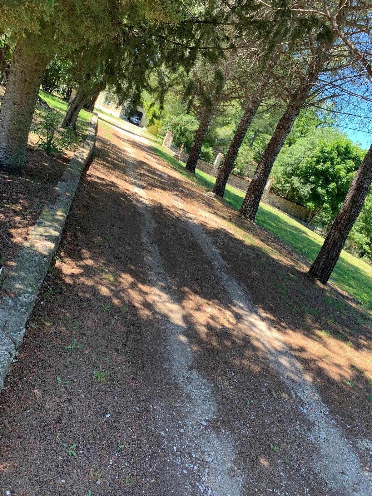3 Pieces Au Dernier Etage Dans Bastide Grassoise * Grasse